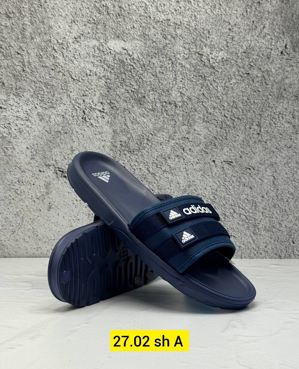 сланцы adidas,шлепанцы adidas,шлепки adidas,мужские шлепанцы,кроссовки adidas
