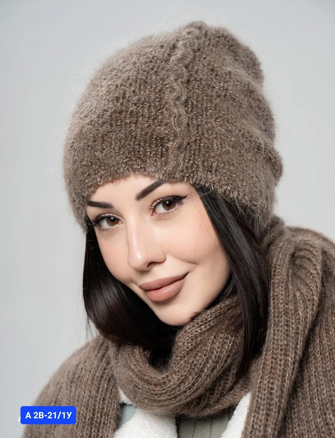 шапка зимняя,женская шапка,шапка вязаная,женские вязаные шапки,шапка зимняя букле fabrika