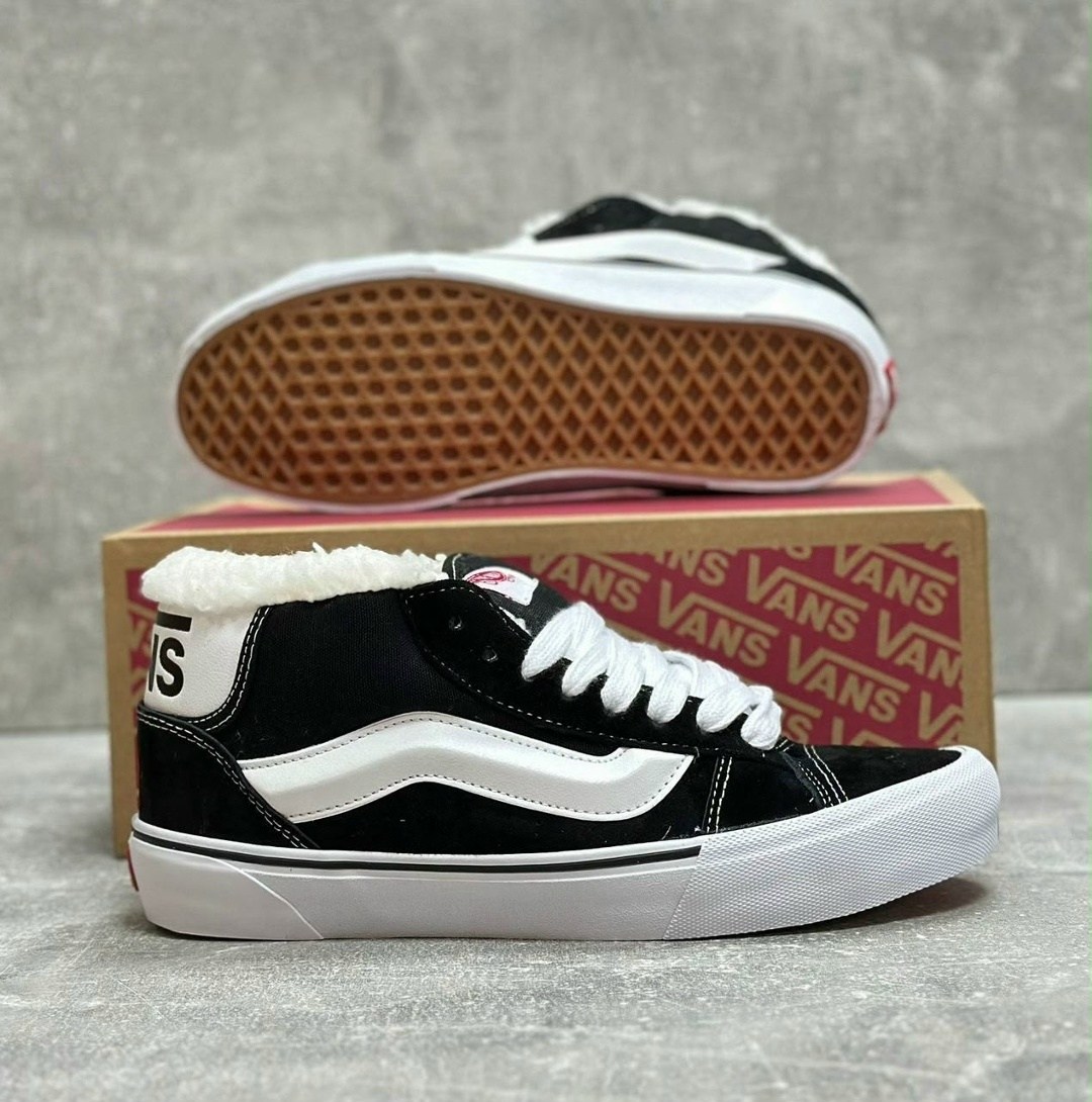,кеды vans,зимние кеды vans sk-8 hi black/white с мехом,vans зимние кеды vans с мехом утепленные,кеды vans зимние женские