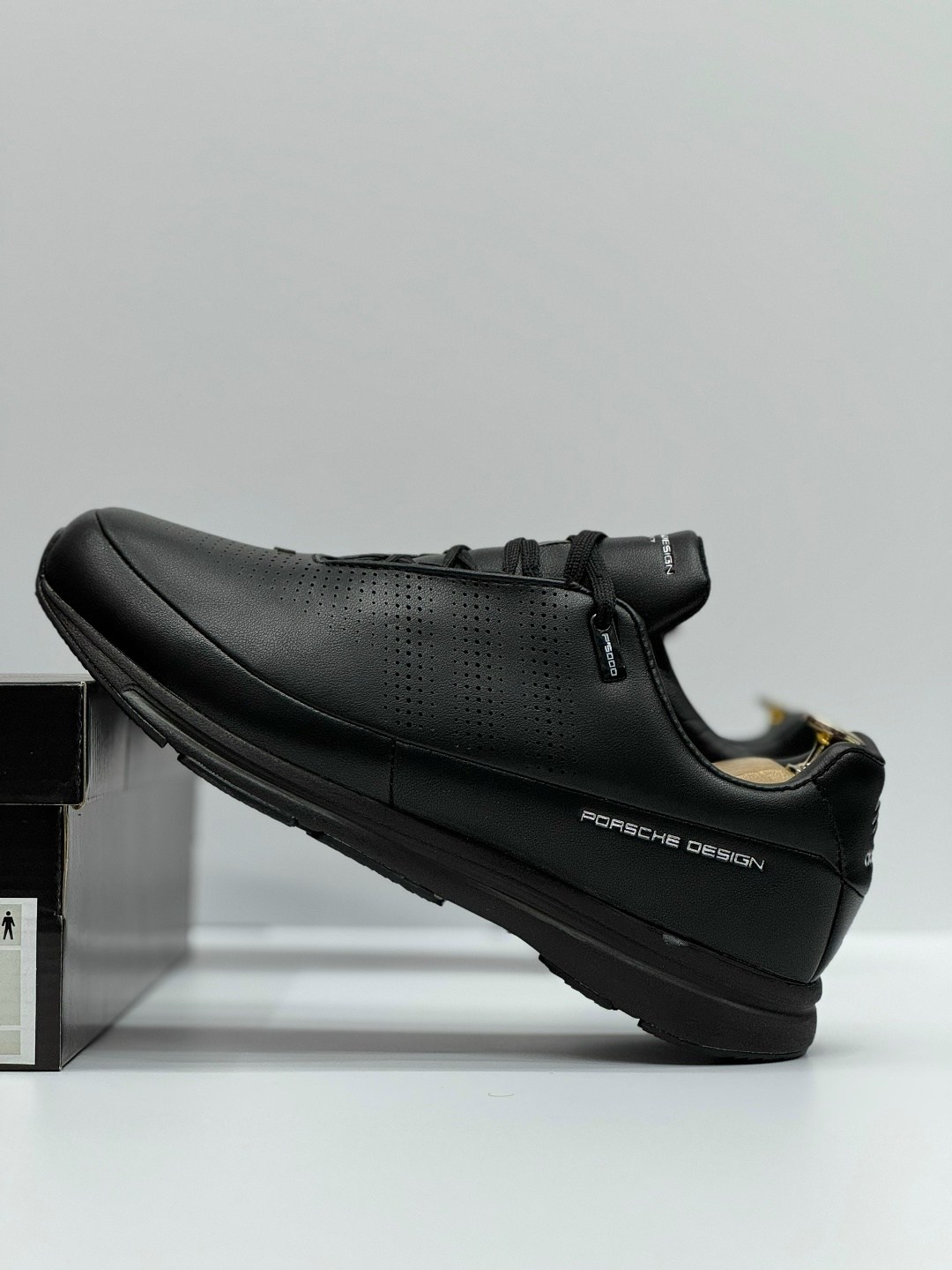 adidas porsche design кроссовки,кроссовки адидас порше дизайн,кроссовки adidas porsche design натуральная кожа,адидас порше p5000 кроссовки,мужские кроссовки адидас порше дизайн