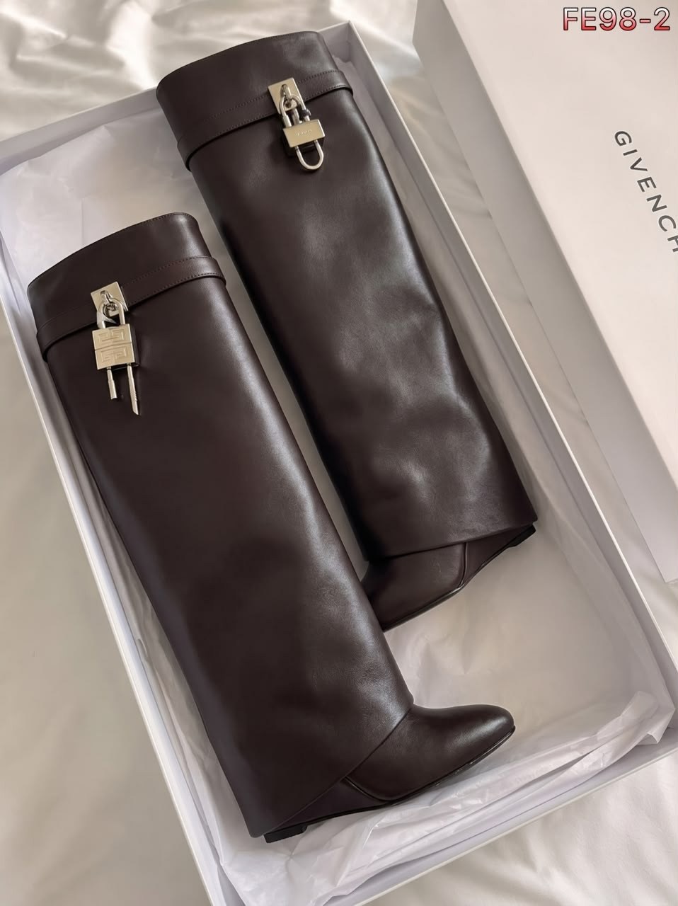 стильное пальто,сапоги givenchy,пальто длинное,пальто тренч