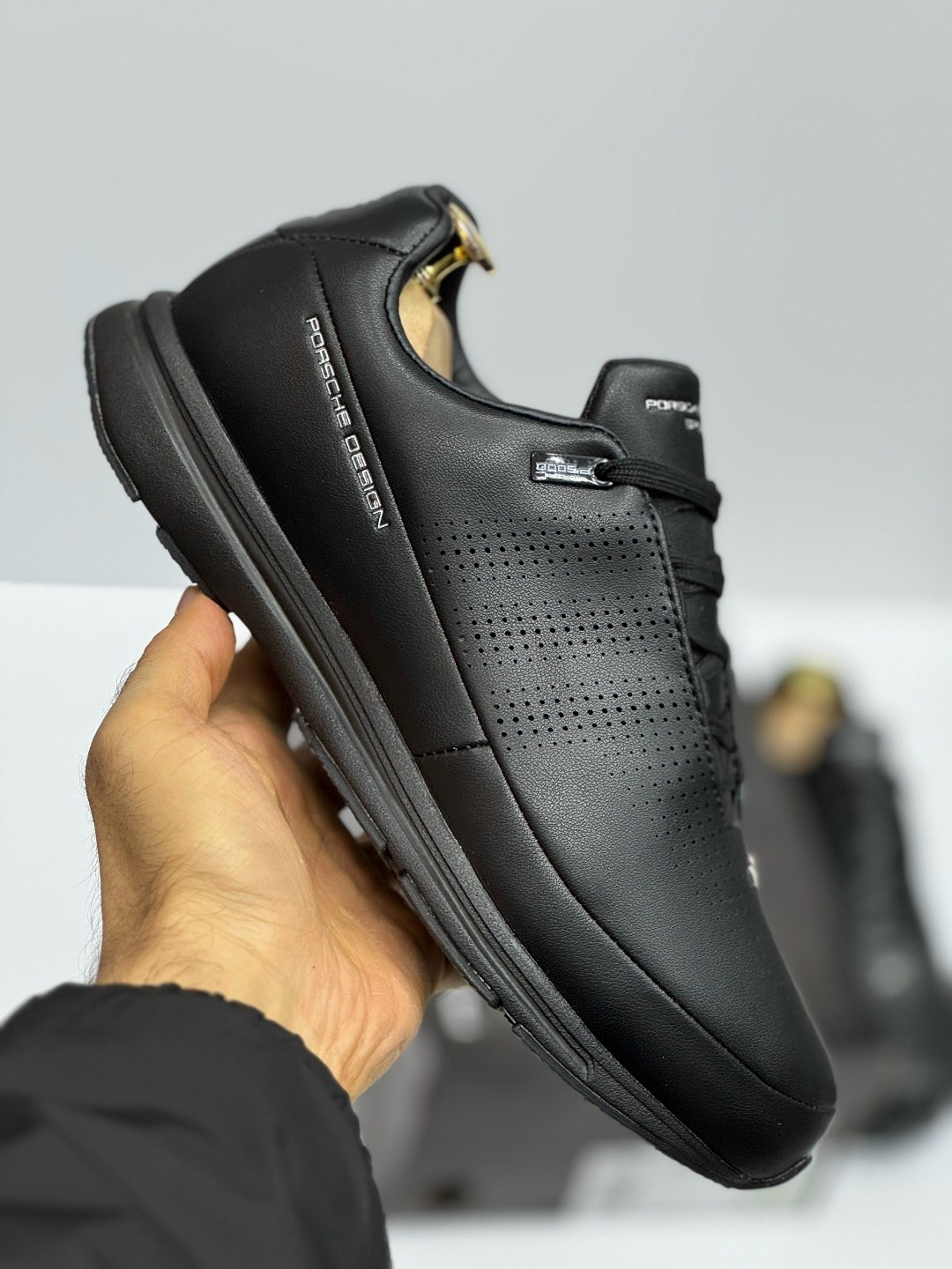 adidas porsche design кроссовки,кроссовки адидас порше дизайн,кроссовки adidas porsche design натуральная кожа,адидас порше p5000 кроссовки,мужские кроссовки адидас порше дизайн