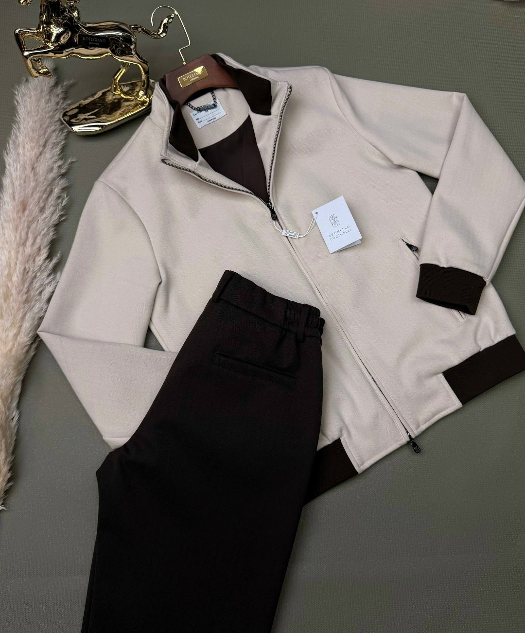спортивный костюм brunello cucinelli,костюм brunello cucinelli,прогулочный костюм brunello cucinelli,спортивный костюм loro piana,мужской спортивный костюм