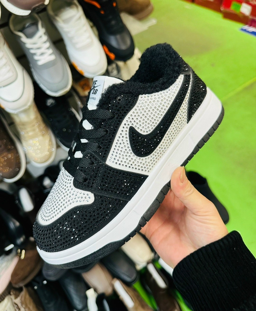кроссовки,женские кроссовки nike,кроссовки девочки женский nike кожа размер 38,5 r,женские кроссовки,кроссовки девочки, женский nike кожа, размер 38 r