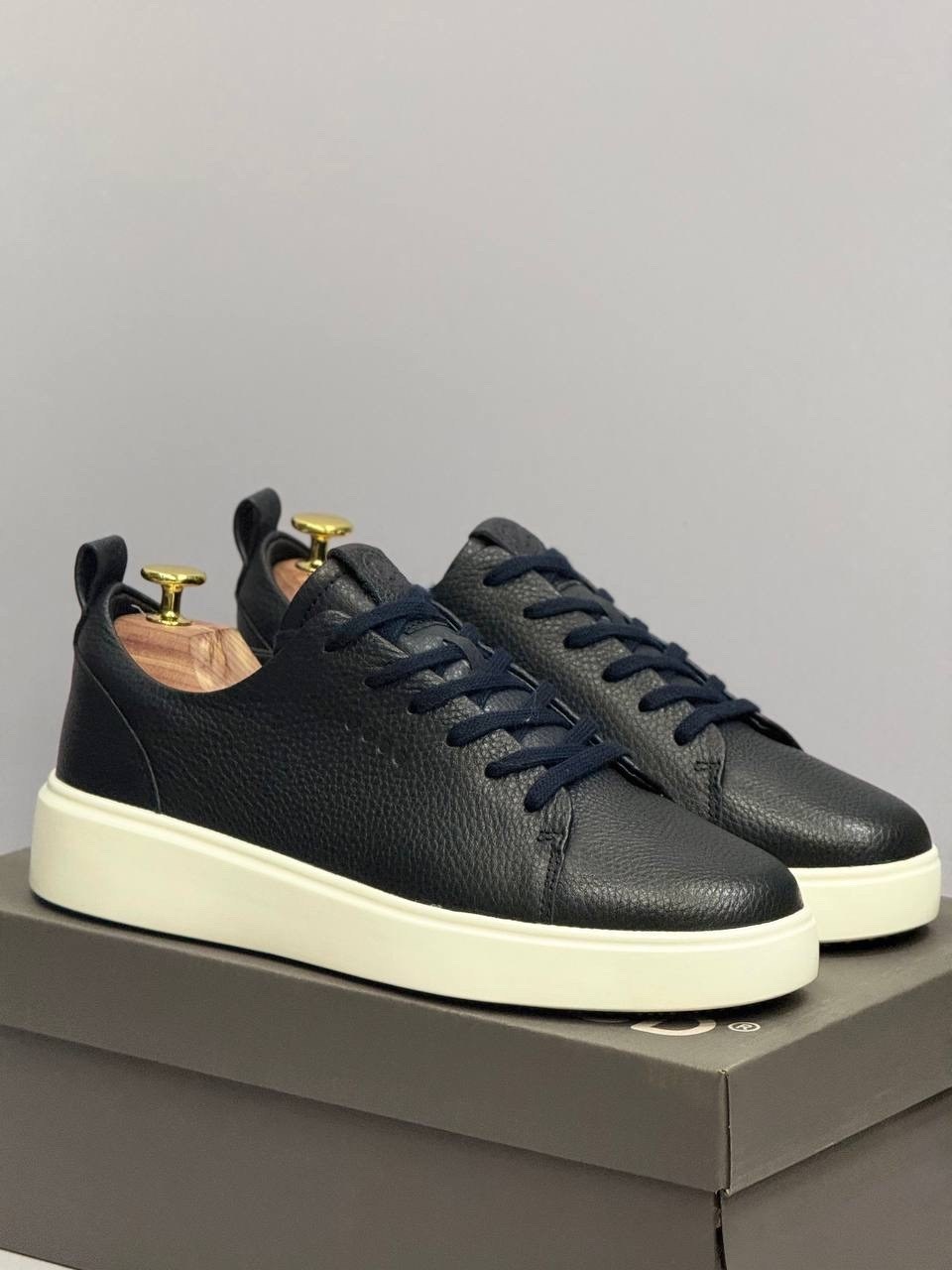 ,кроссовки мужские ecco,ecco soft 8 men's,кроссовки кожаные мужские,мужские кеды