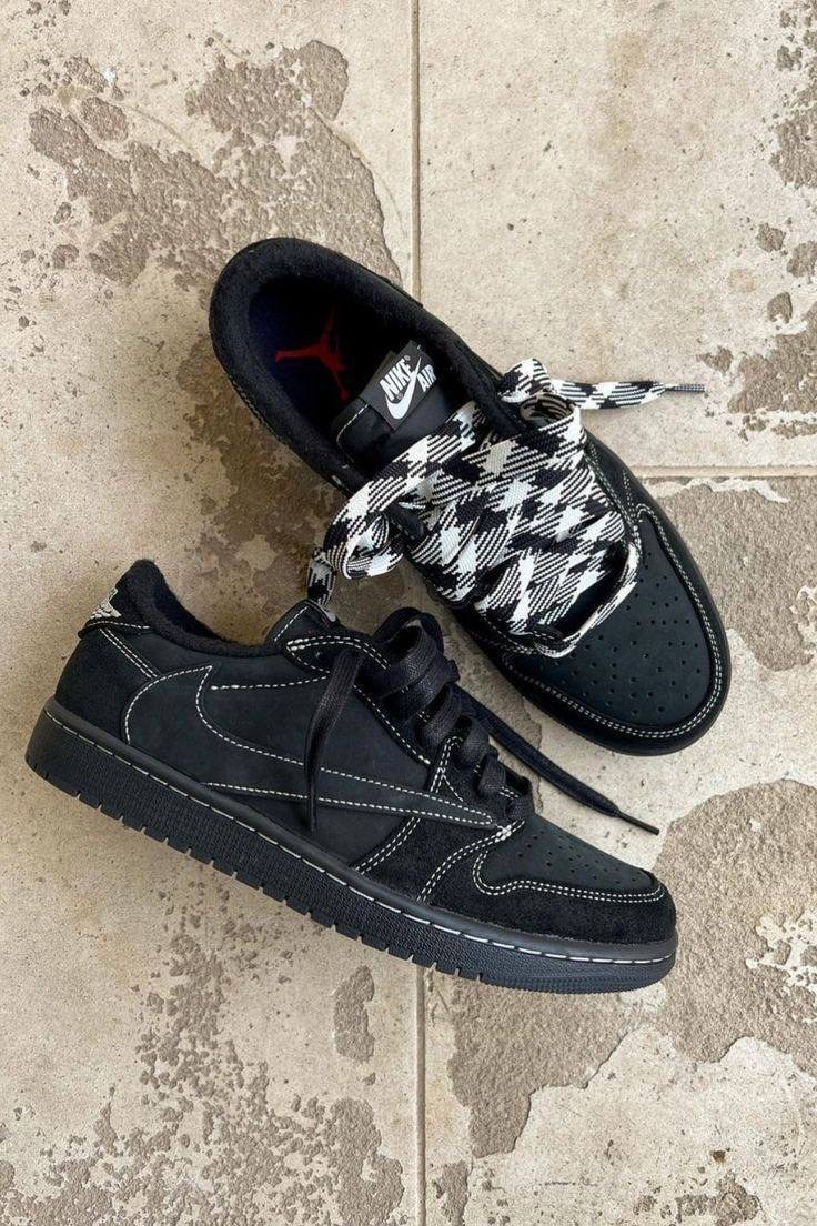 nike air jordan 1 low travis scott black phantom,jordan 1 retro low og sp travis scott black,air jordan 1 low travis scott,jordan 1 low triple black,jordan 1 low travis scott