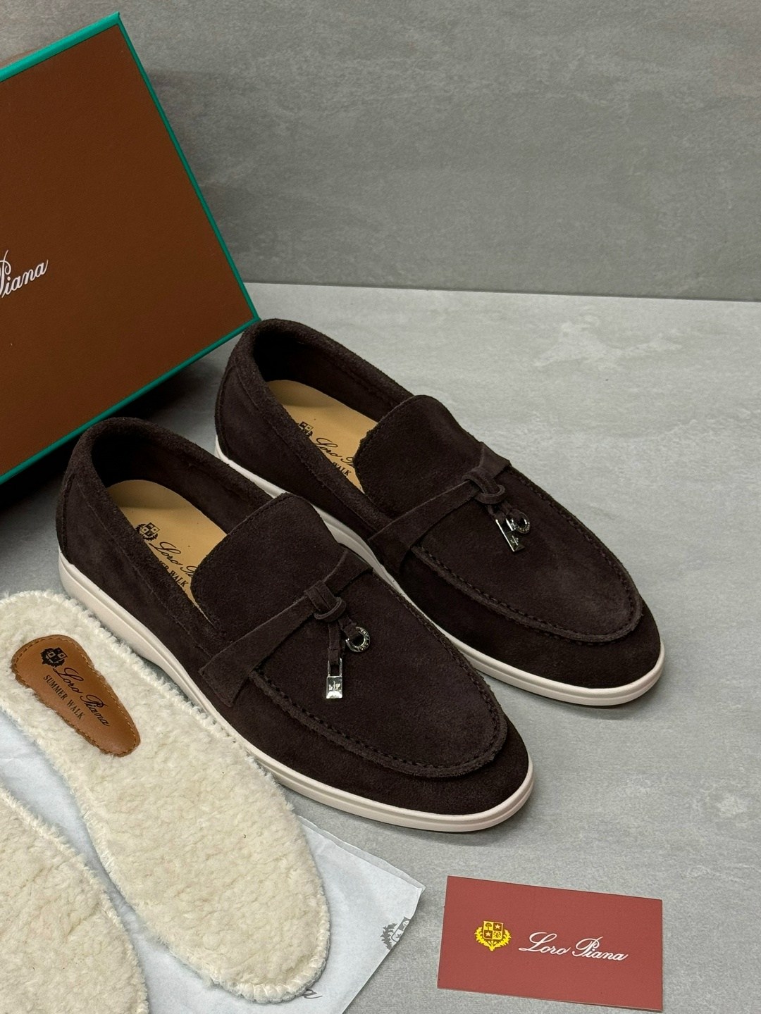 лоферы loro piana,лоферы из натуральной замши loro piana,лоферы лоро пиано материал,лоферы женские loro piana,