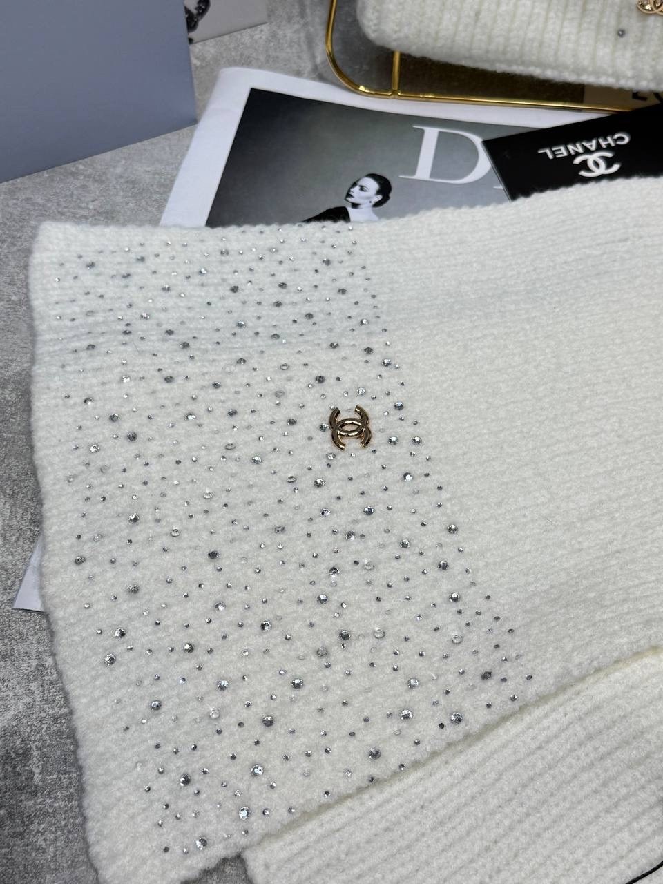 шапка chanel,комплект шарфа и шапки,зимний комплект из шапки и шарфа chanel,шарф chanel,шапка и шарф