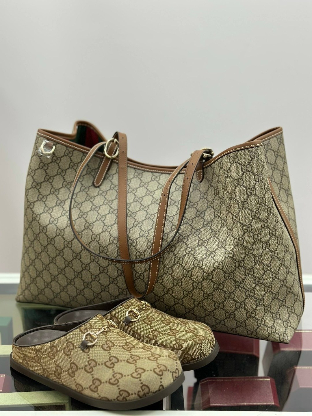 обувь,gucci сумка,сумки гуччи,сумка тоут gucci,гуччи сумка женская