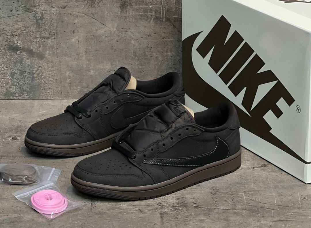 nike air jordan 1 low travis scott,air jordan 1 low travis scott,air jordan 1 low og travis scott velvet brown,кроссовки travis scott x air jordan 1 low velvet brown nike,кроссовки travis scott x air