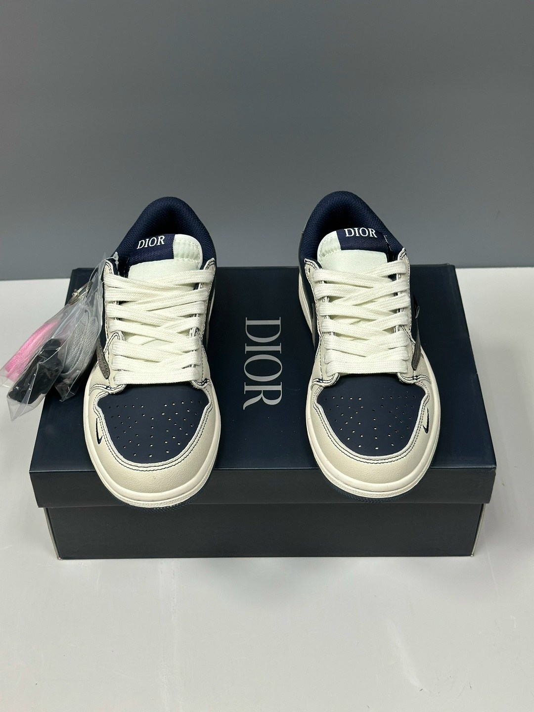 кроссовки travis scott x air jordan 1 low,кроссовки,,кроссовки nike air jordan 1 low x dior,мужские кроссовки