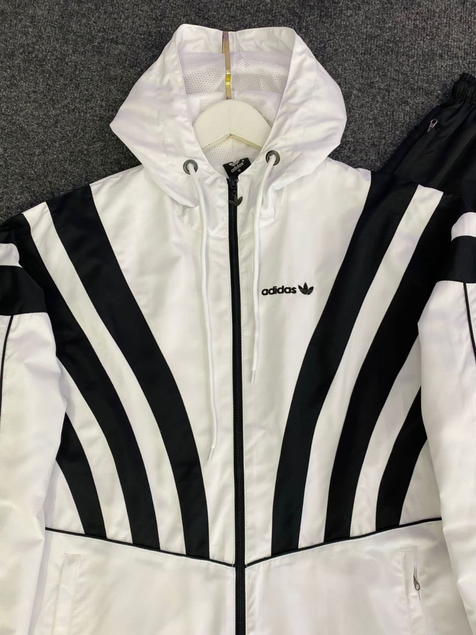 спортивный костюм адидас,костюм адидас 90е,спортивный костюм adidas,спортивные костюмы адидас материал плащевка,спортивный костюм мужской adidas