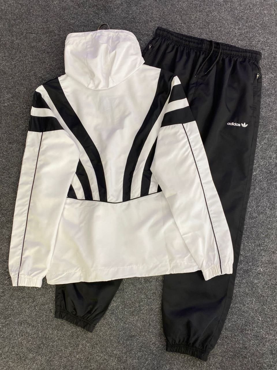 спортивный костюм адидас,костюм адидас 90е,спортивный костюм adidas,спортивные костюмы адидас материал плащевка,спортивный костюм мужской adidas