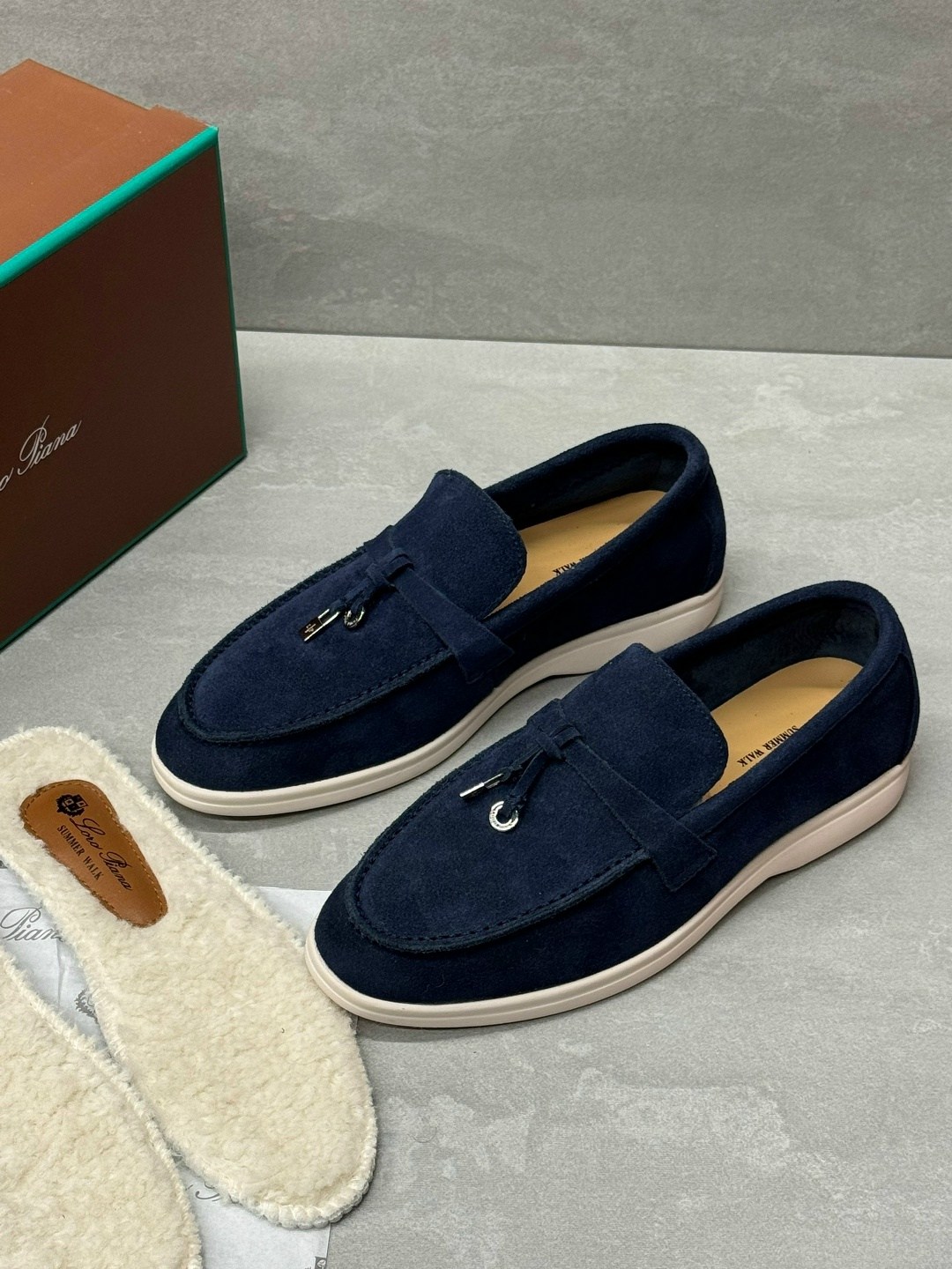 ,лоферы loro piana,лоферы мужские loro piana,мокасины лоро пиано мужские,мокасины замшевые