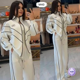 Костюм
