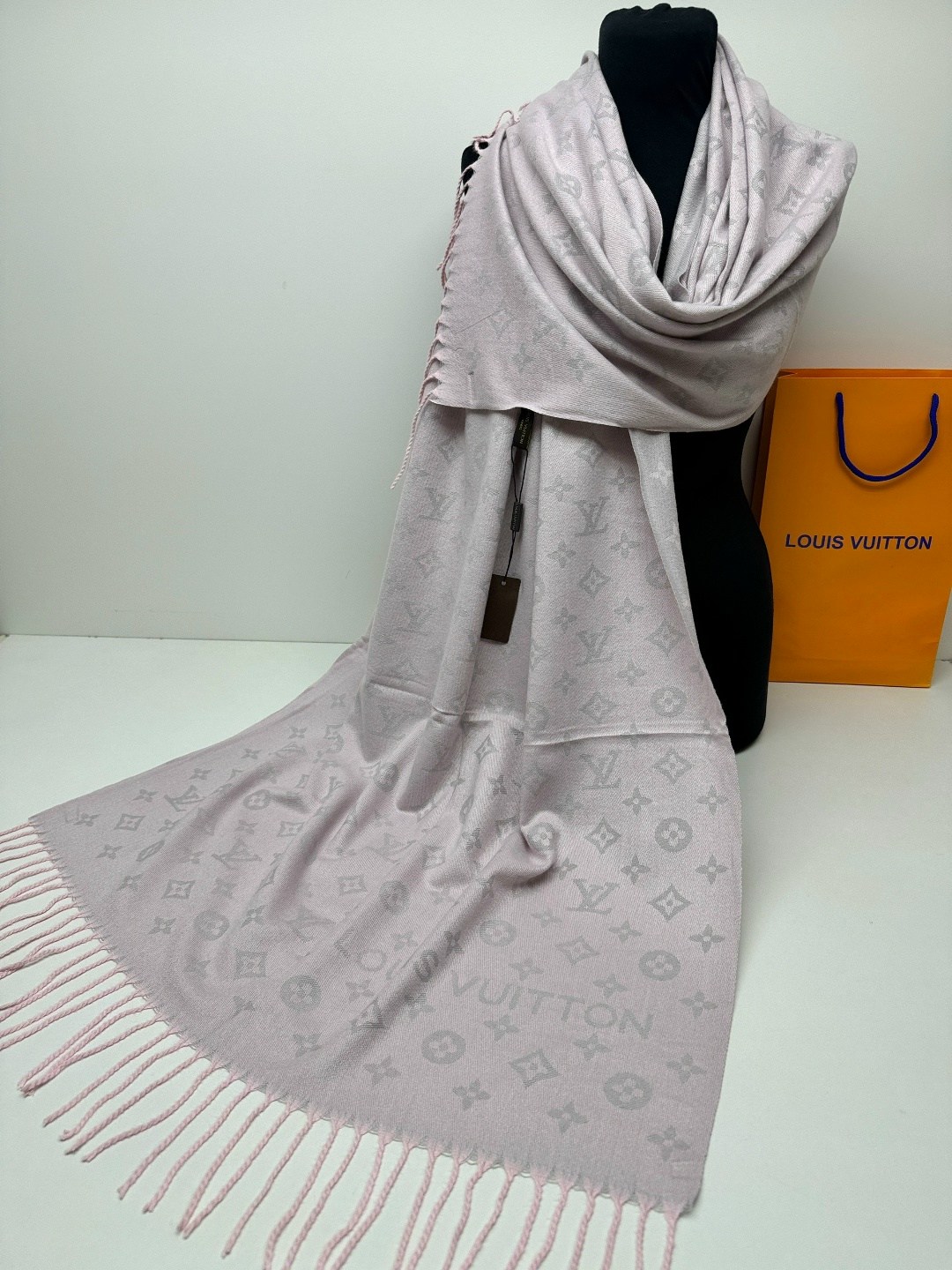 палантин/шарф louis vuitton тёплый,палантин louis vuitton,палантин шарф шаль платок louis vuitton,палантин теплый louis vuitton,палантин женский