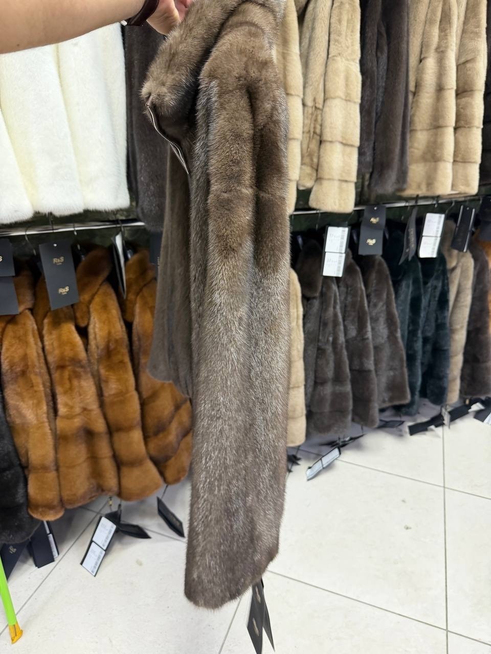 полушубок из норки,норковая шуба,шуба норка,шуба из норки,полушубок шуба с воротником автоледи норка короткая 46- 48 р