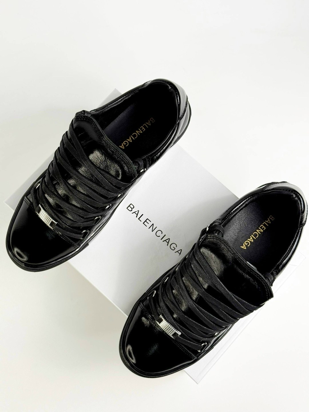 ,мужские кеды balenciaga low,ботинки balenciaga,balenciaga черные кожаные низкие кроссовки, balenciaga