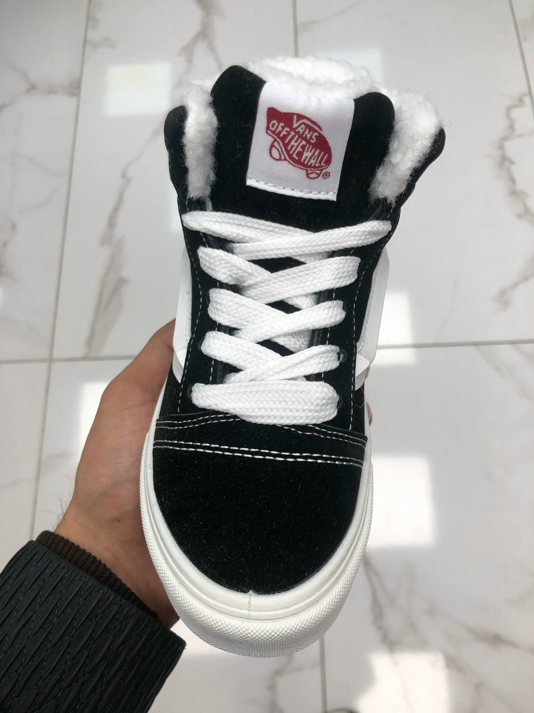 кеды ванс высокие зимние sk8 hi утепленные с мехом,кеды vans зимние,зимние кеды с мехом утепленные vans,зимние кеды vans с мехом утепленные vans,