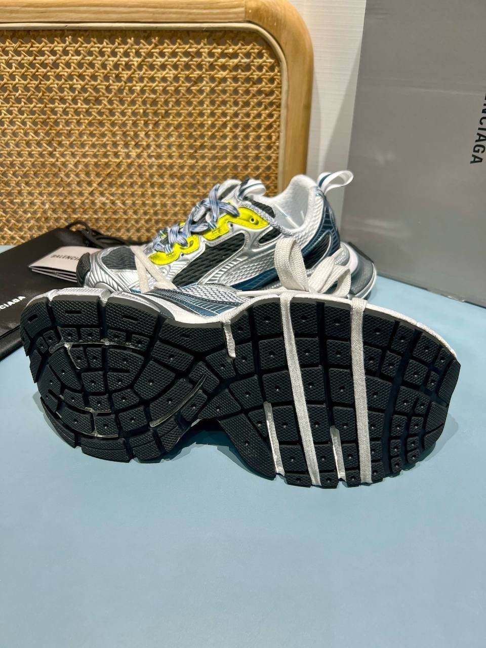 женские кроссовки balenciaga,кроссовки balenciaga,кроссовки спортивные мужские летние balenciaga,кроссовки женские balenciaga 3xl sneaker premium,кроссовки balenciaga 3 xl