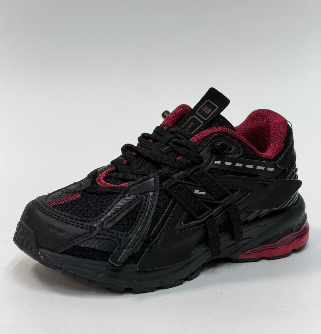 черные мужские кроссовки track balenciaga,кроссовки balenciaga,кроссовки balenciaga track,кроссовки balenciaga runner dark grey black,balenciaga runner sneaker dark grey black