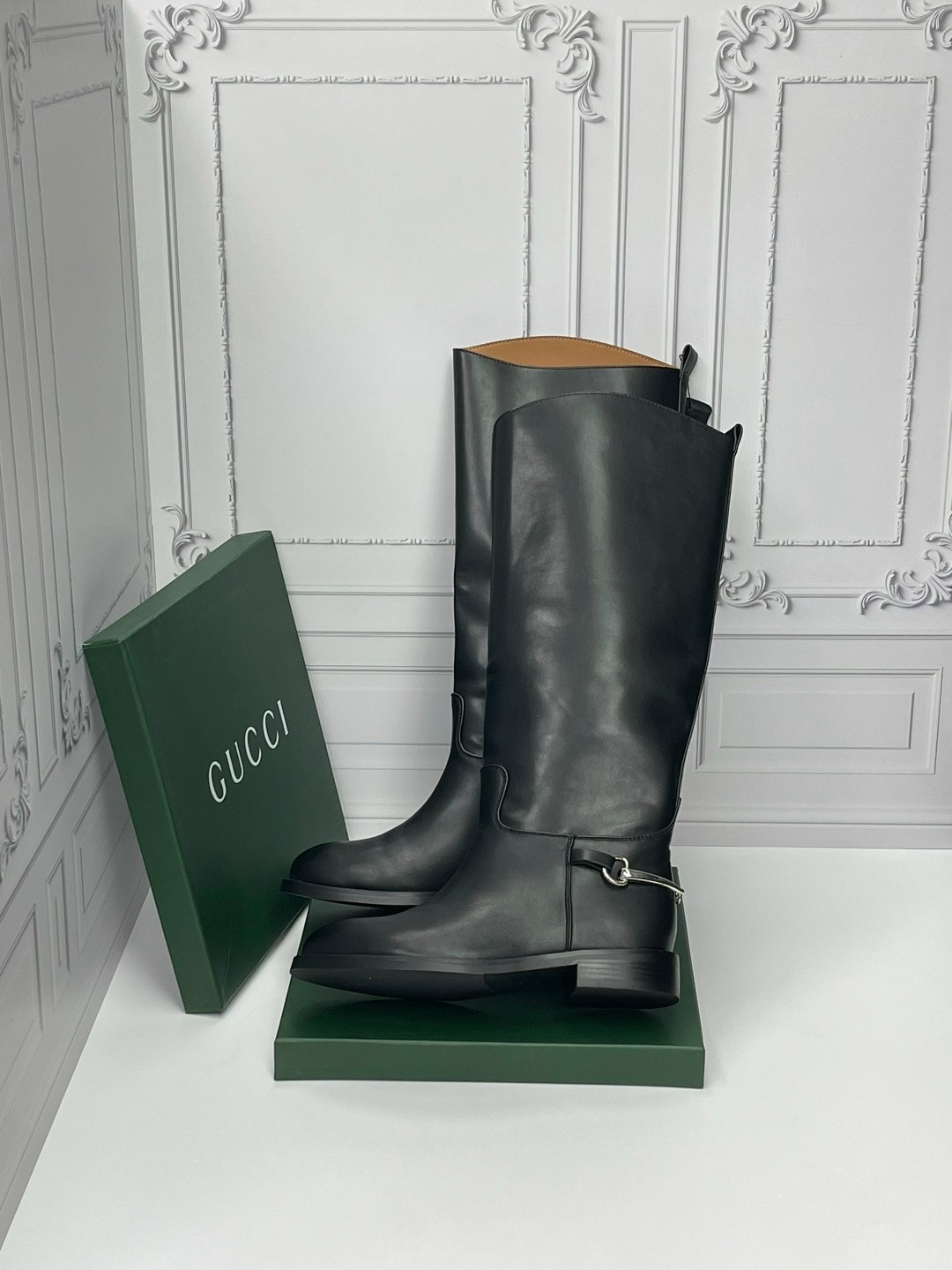 брендовые сапоги gucci женские кожаные на низком каблуке,гуччи жокейские сапоги,сапоги gucci,сапоги гуччи,женские сапоги