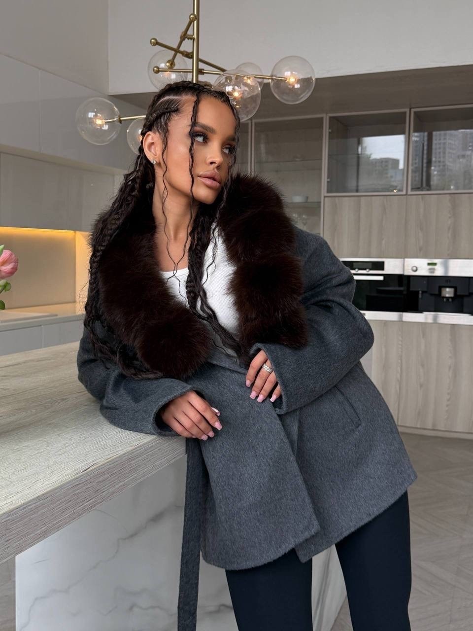 пальто с мехом,полупальто с мехом,утепленное кашемировое пальто с мехом соболя,кашемировое пальто с мехом,пальто с мехом женское