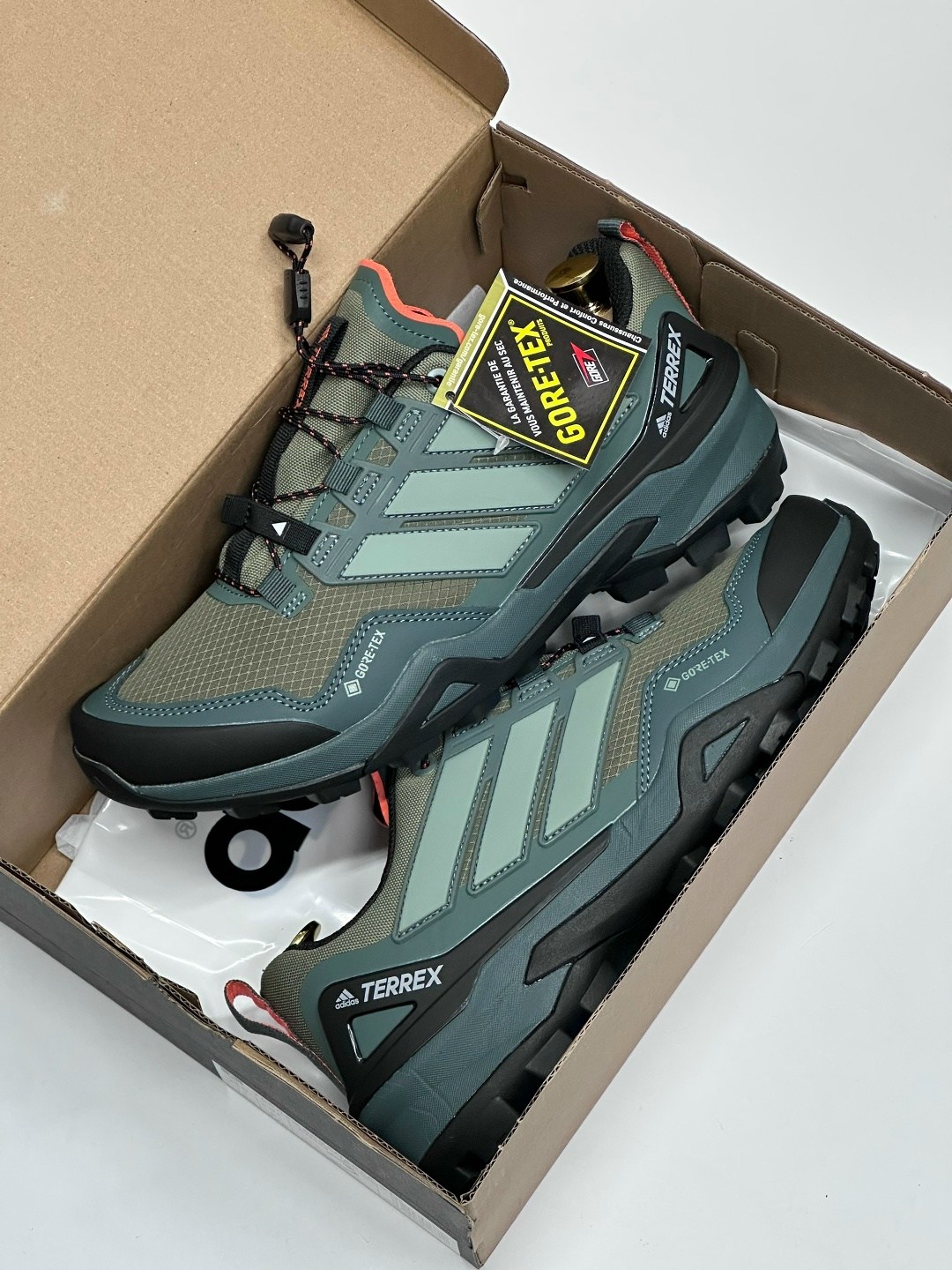 кроссовки adidas terrex,треккинговые кроссовки adidas outdoor terrex,adidas terrex,туристическая ,треккинговая  adidas terrex skychaser
