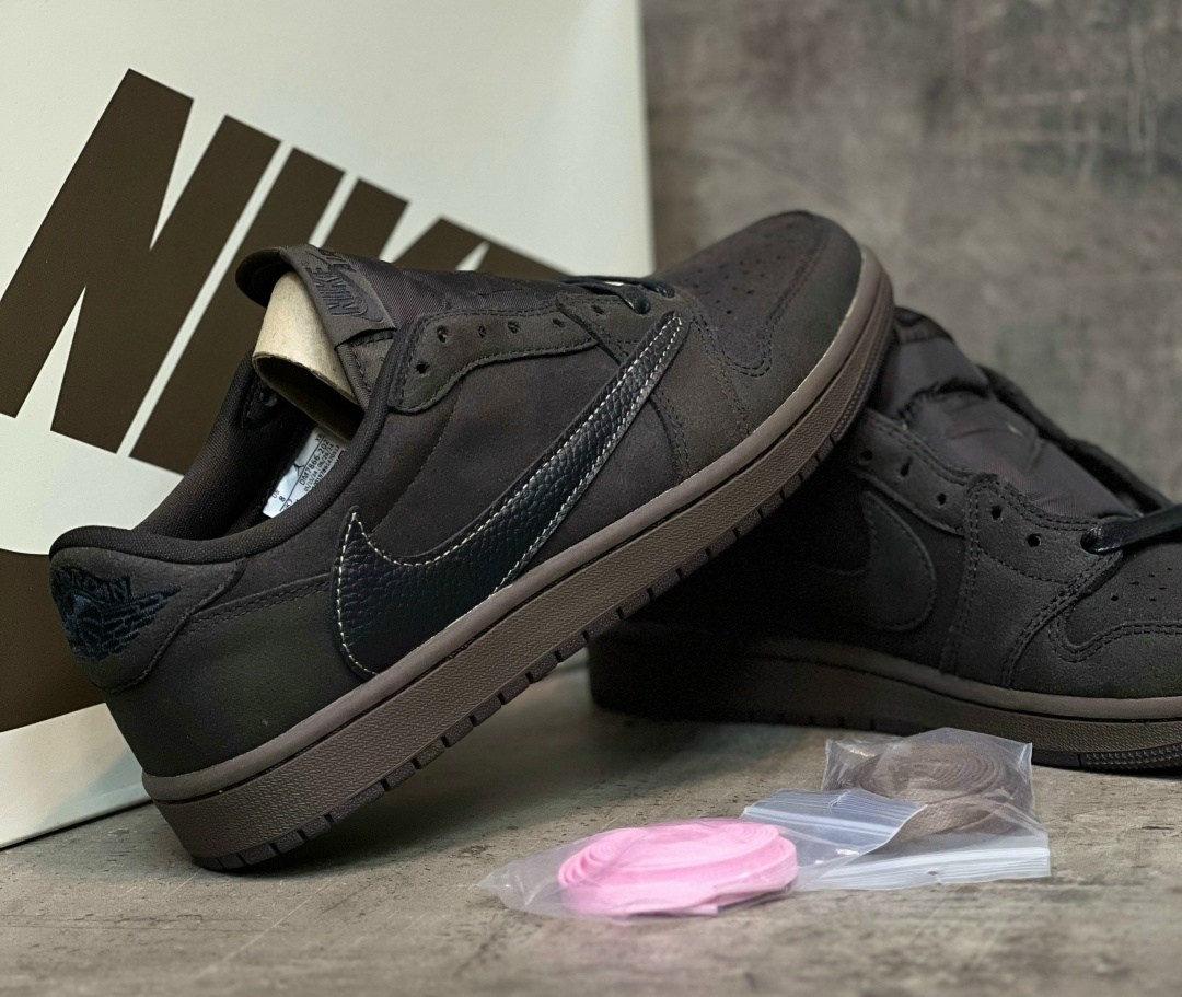 nike air jordan 1 low travis scott,air jordan 1 low travis scott,air jordan 1 low og travis scott velvet brown,кроссовки travis scott x air jordan 1 low velvet brown nike,кроссовки travis scott x air