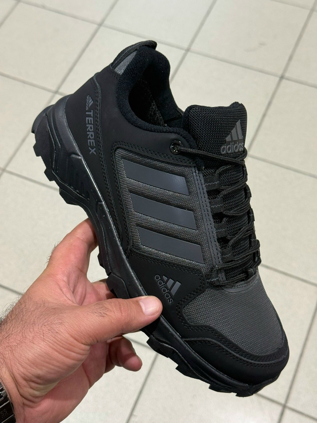 кроссовки adidas,кроссовки черные адидас гортекс,кроссовки adidas terrex,кроссовки мужские зимние adidas,кроссовки мужские adidas