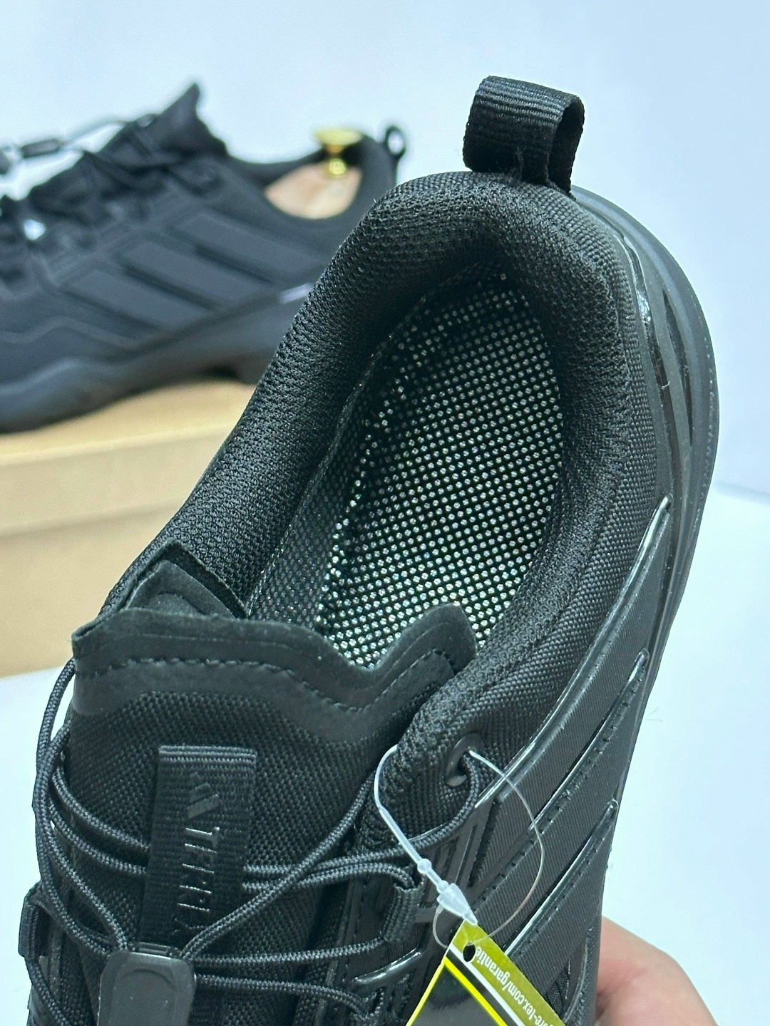 кроссовки adidas terrex,мужские кроссовки adidas,adidas кроссовки,кроссовки мужские adidas terrex,кроссовки