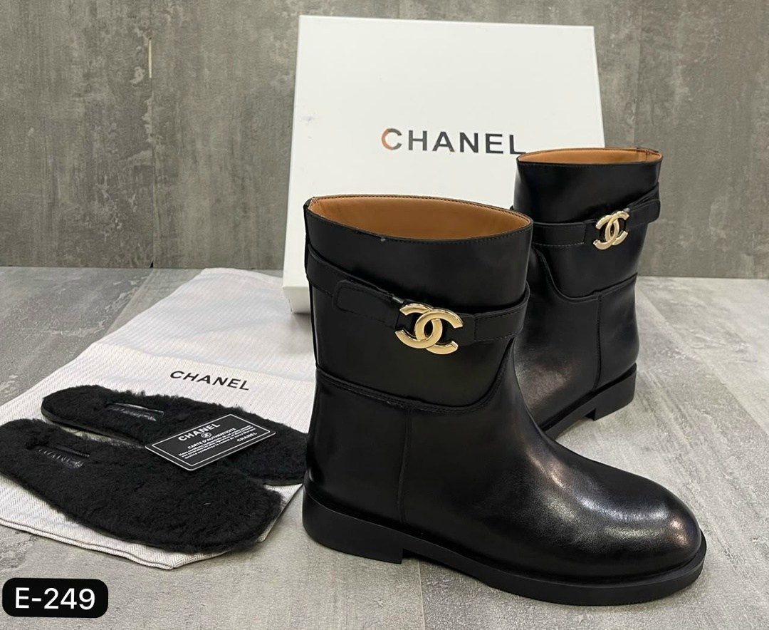 сапоги chanel,ботинки chanel,ботинки женские chanel,женские осенние сапоги chanel 2026 черные кожаные,chanel модная женская