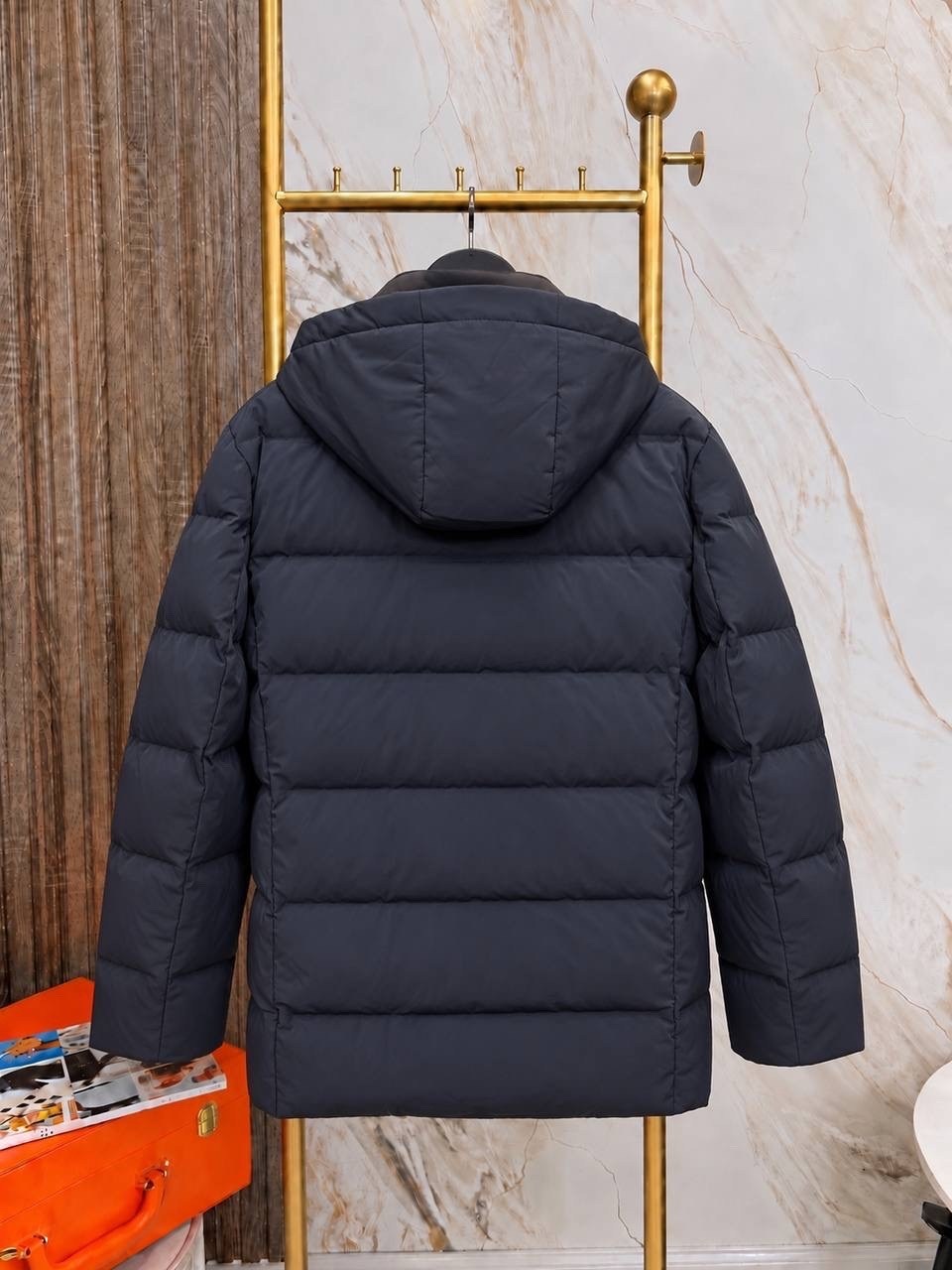 пуховик мужской brunello cucinelli,зимняя куртка мужская "armani exchange",зимняя мужская куртка,куртка армани мужская зимняя,зимние куртки