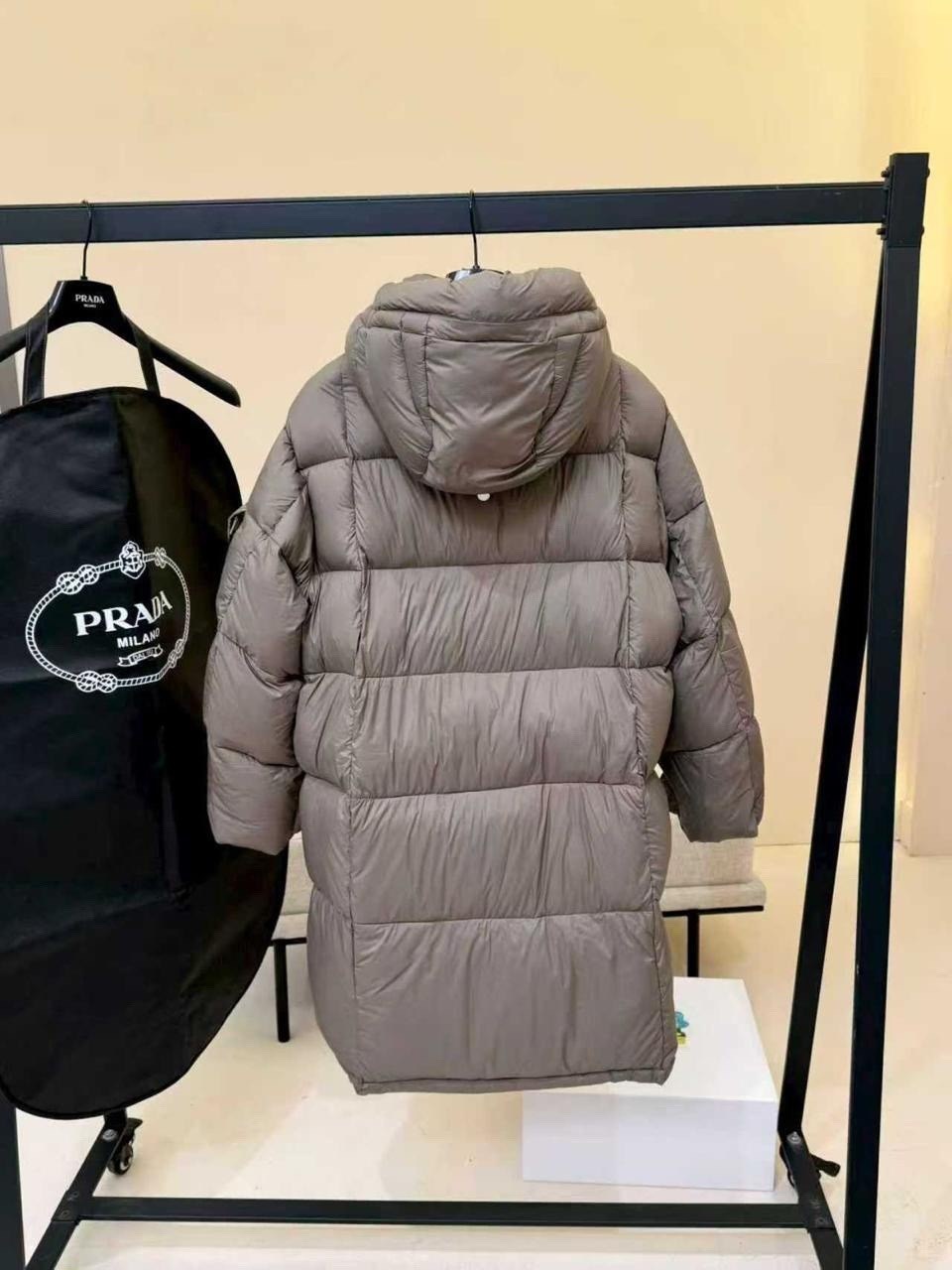 пуховик prada,пуховик prada женский,пуховик женский,пуховик,женская куртка prada