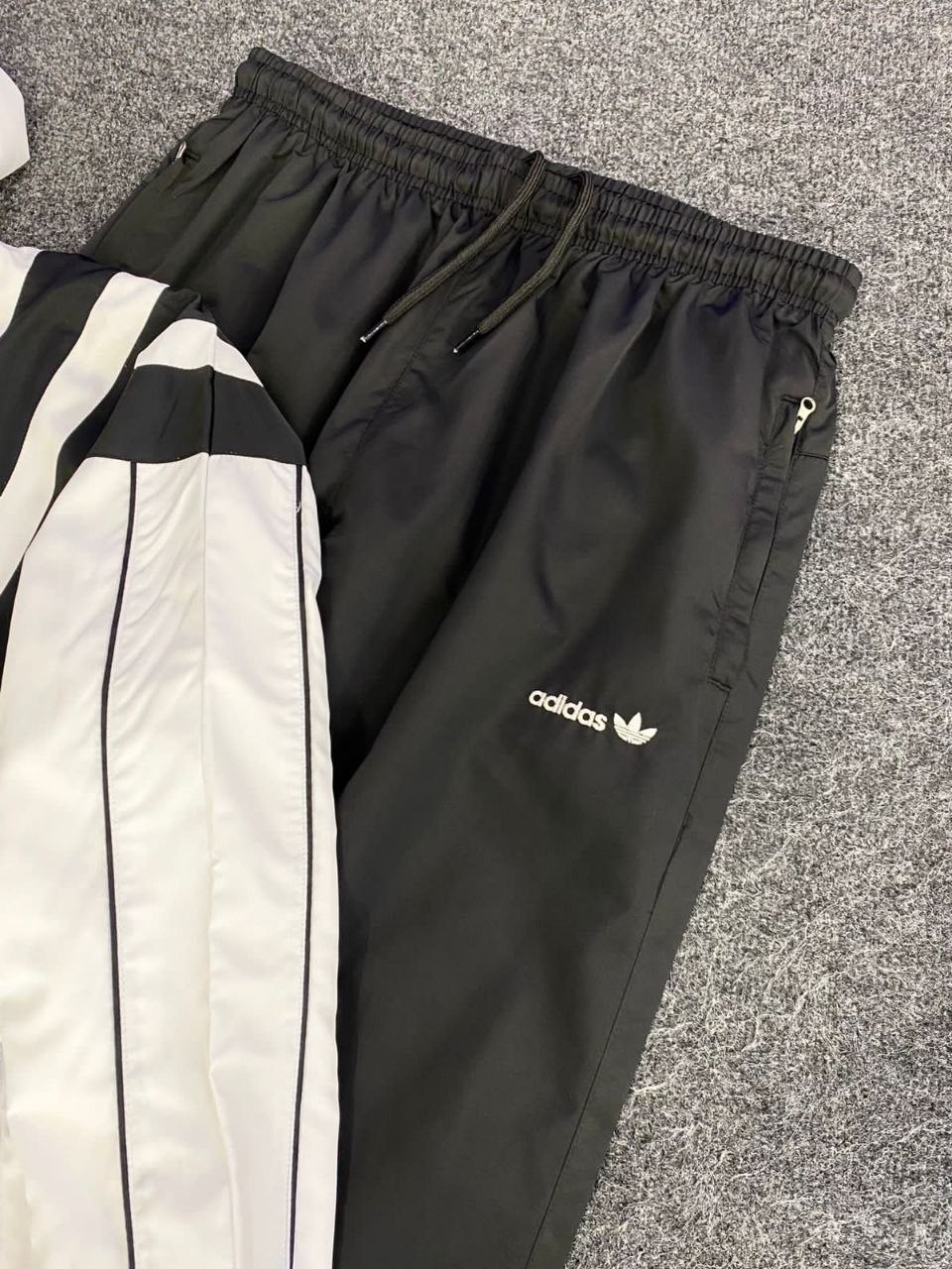 спортивный костюм адидас,костюм адидас 90е,спортивный костюм adidas,спортивные костюмы адидас материал плащевка,спортивный костюм мужской adidas