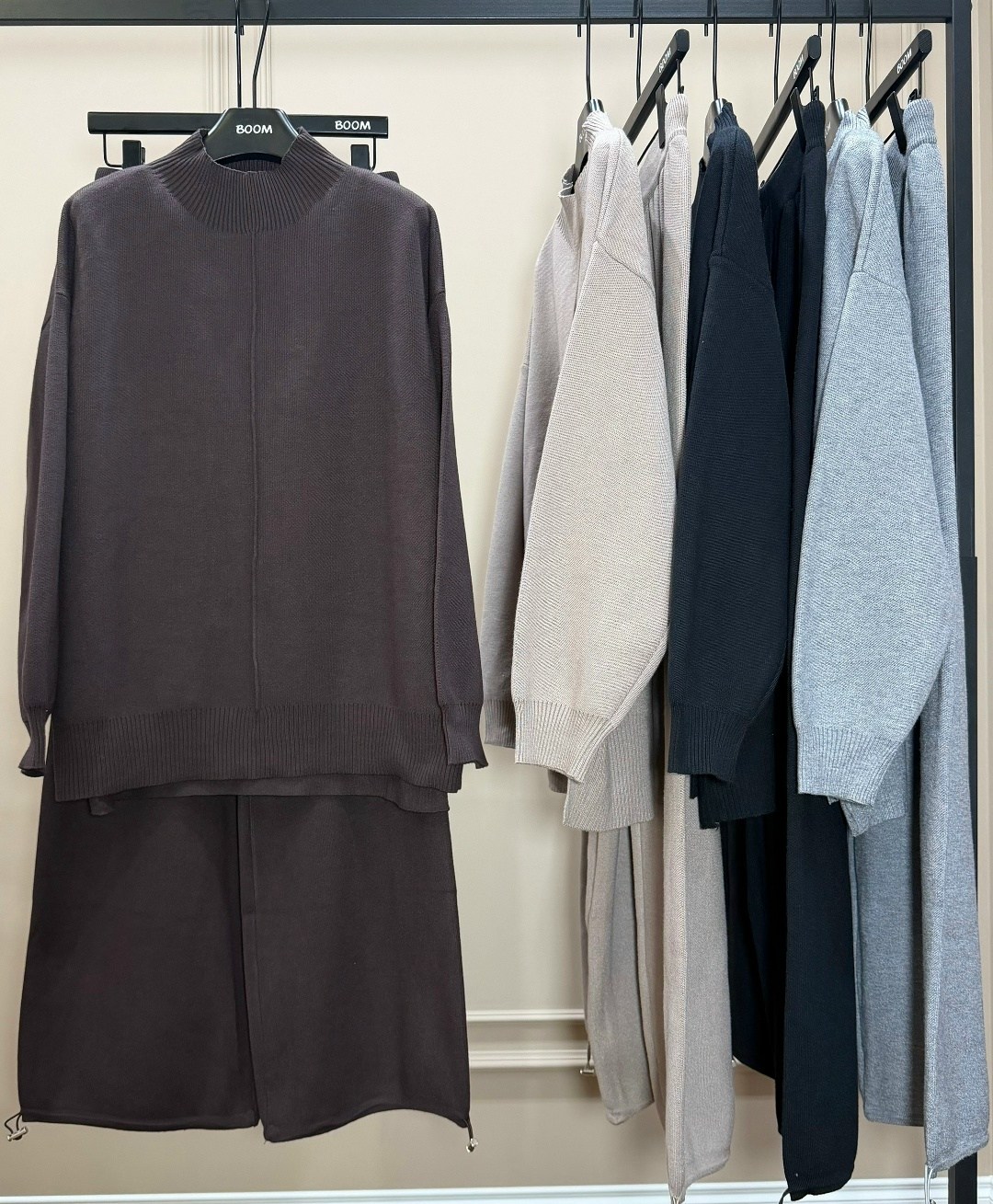 костюм женский,мусульманская платья,одежда костюм,костюм на каждый день,мусульманские костюмы