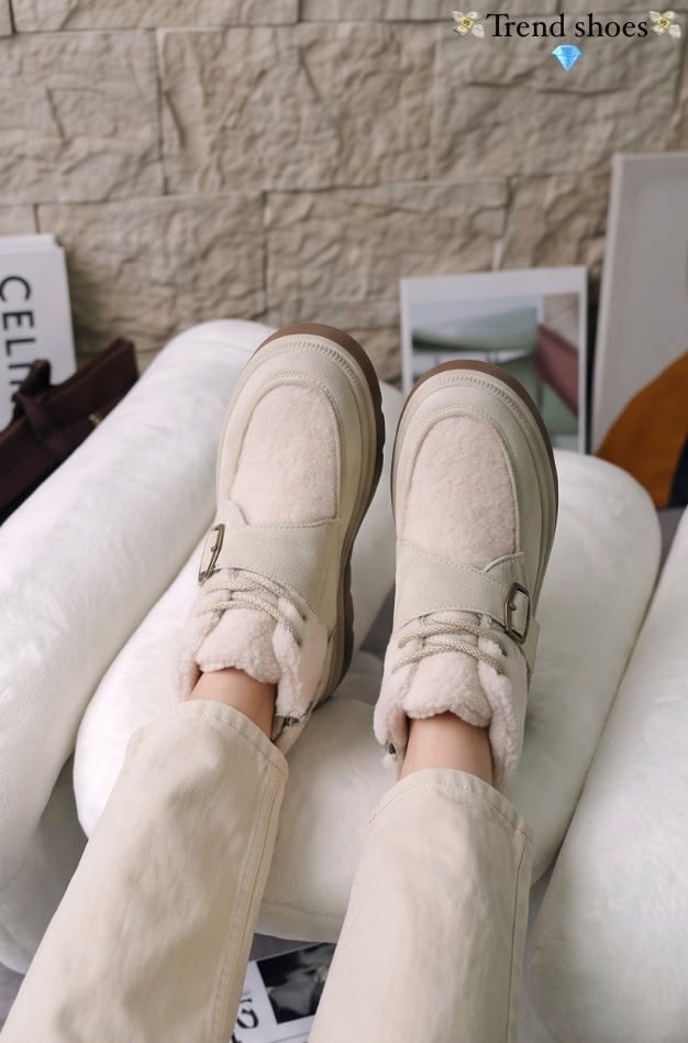 ,женские угги,зимняя  женская,зимняя ,угги