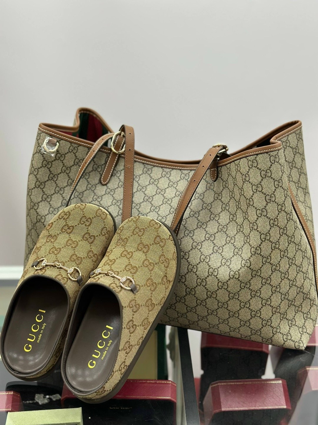 обувь,gucci сумка,сумки гуччи,сумка тоут gucci,гуччи сумка женская