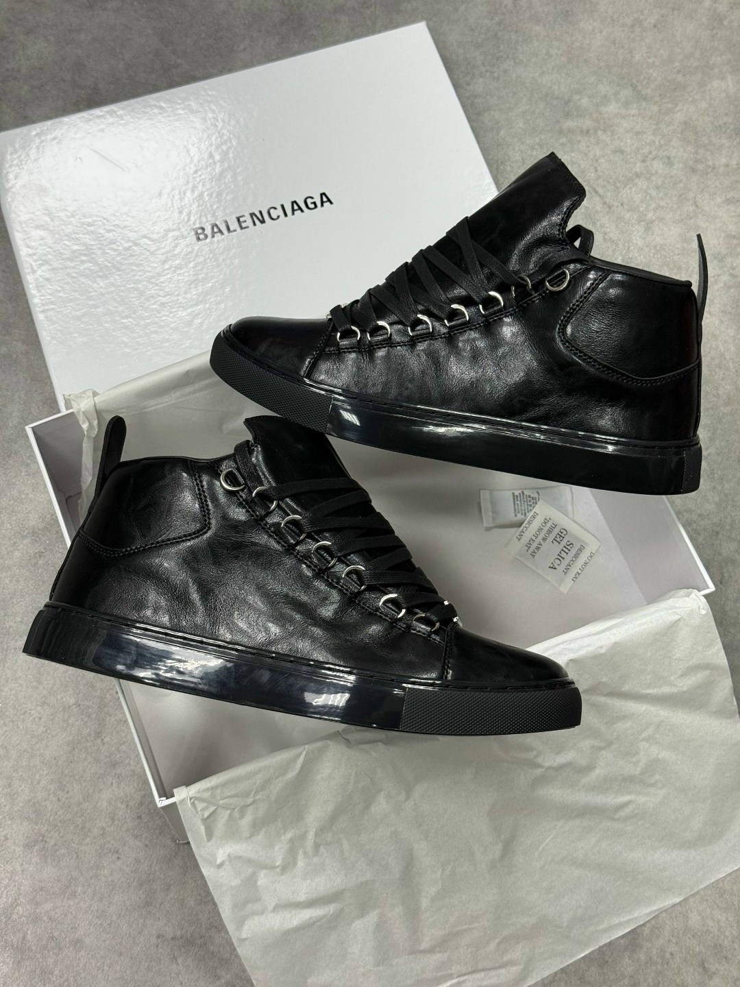 ,balenciaga arena high-top leather trainers in black for men,кеды balenciaga,мужской кроссовки,balenciaga arena high