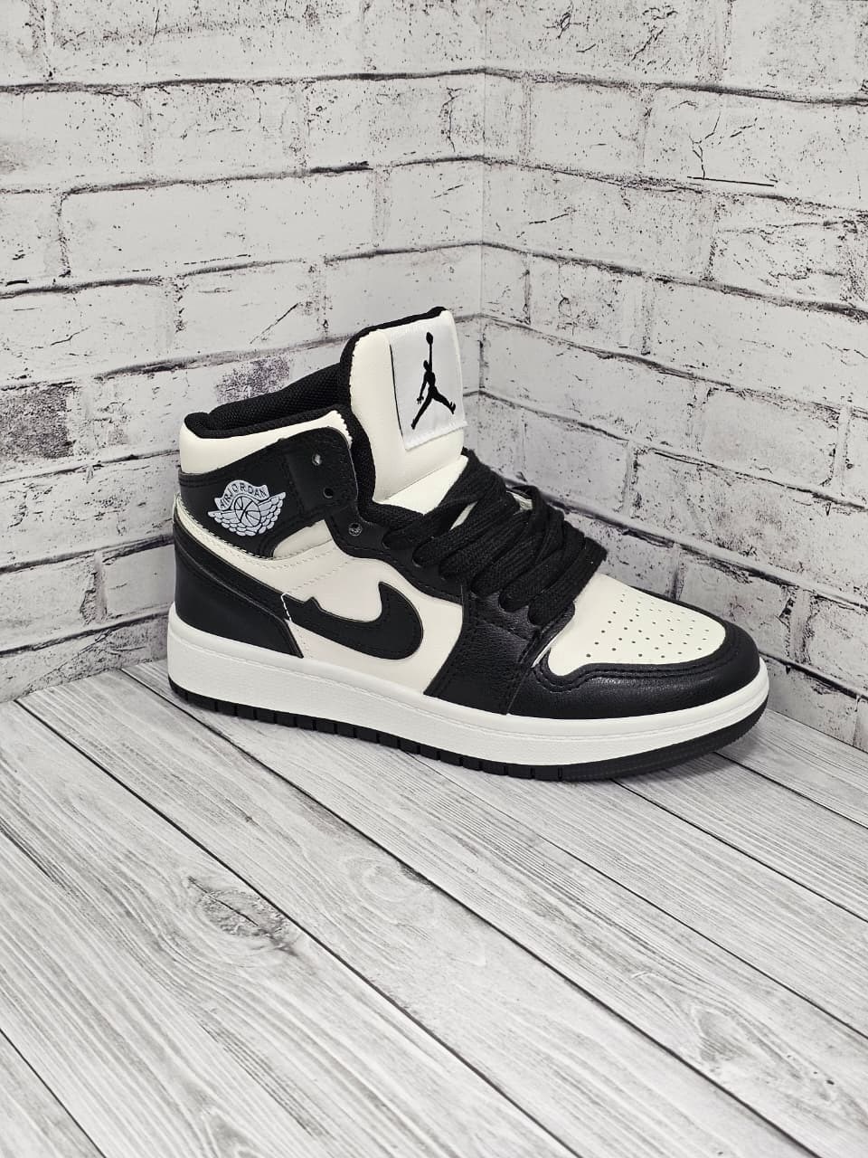 кроссовки женские nike air jordan 1,кроссовки,женские кроссовки nike air jordan 1 mid,кроссовки nike air jordan,женские кроссовки