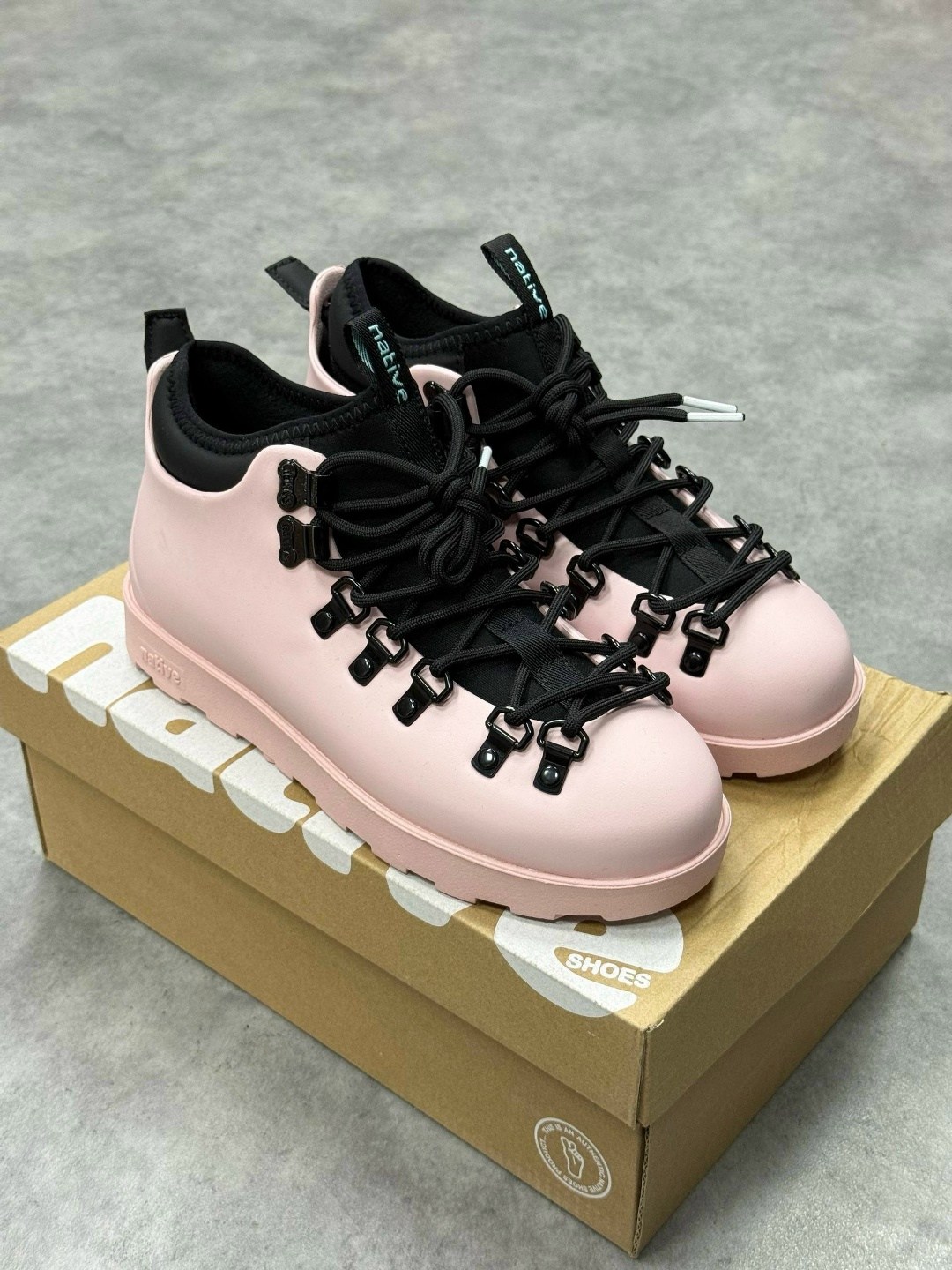 ботинки native fitzsimmons розовые,розовые женские ботинки native,ботинки зимние native fitzsimmons citylite bloom dust pink/bone white 2026,ботинки native fitzsimmons citylite,ботинки native fitzsimm
