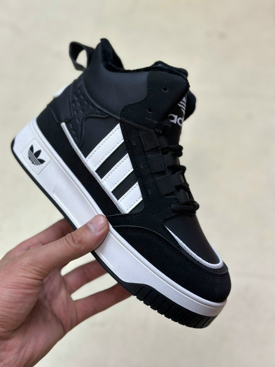 кроссовки зимние adidas,кроссовки adidas,adidas forum зимние кроссовки,женские кроссовки adidas,кроссовки адидас на высокой подошве