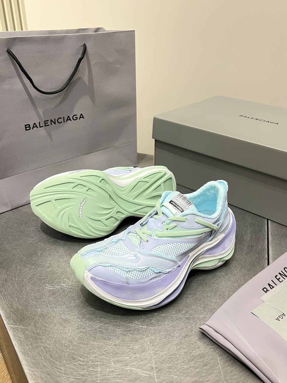 кроссовки balenciaga женские,кроссовки balenciaga,кроссовки balenciaga на высокой подошве арт. р135,кроссовки баленсиага,кроссовки balenciaga triple s