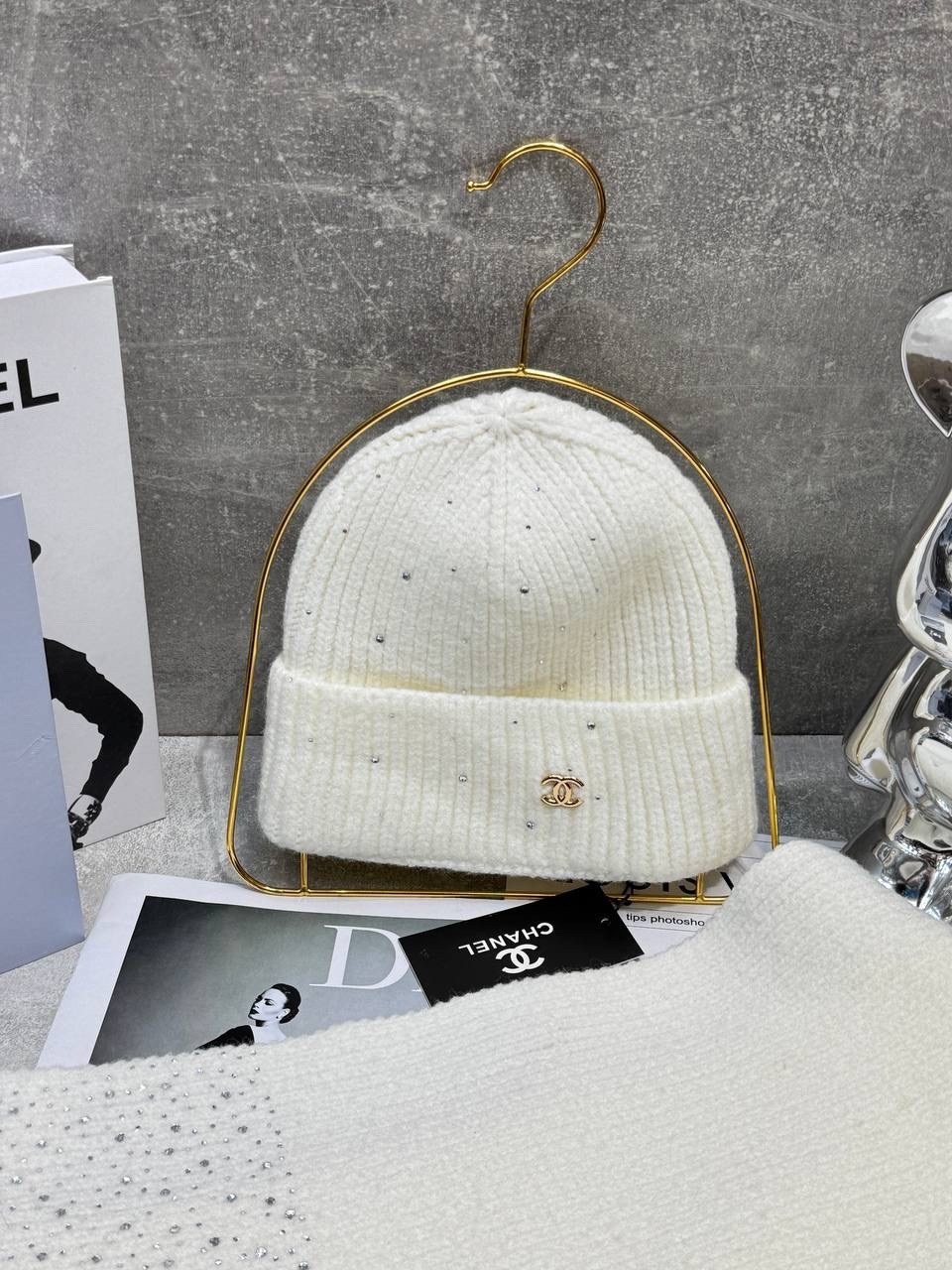 шапка chanel,комплект шарфа и шапки,зимний комплект из шапки и шарфа chanel,шарф chanel,шапка и шарф