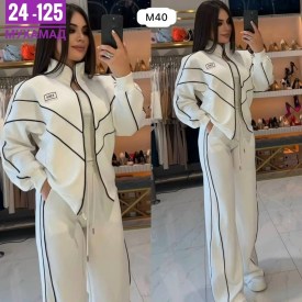 Костюм