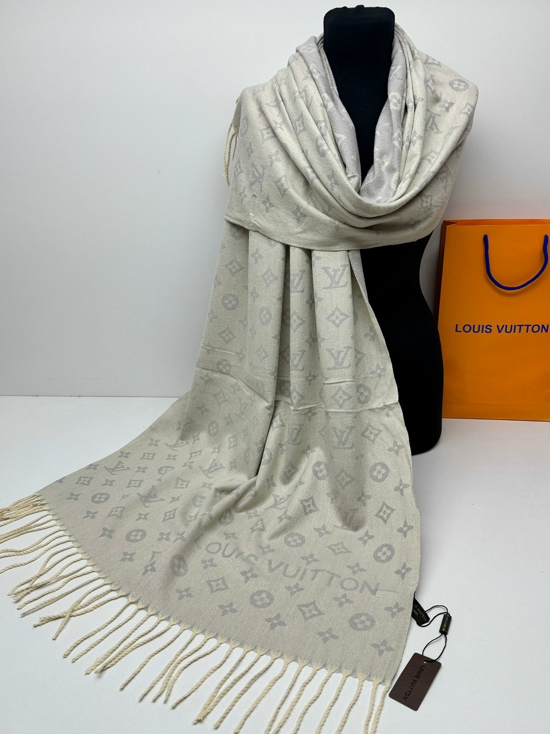 палантин/шарф louis vuitton тёплый,палантин louis vuitton,палантин шарф шаль платок louis vuitton,палантин теплый louis vuitton,палантин женский