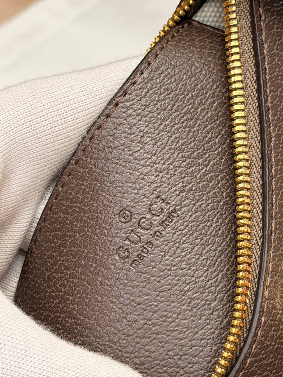 сумка gucci,женская сумка gucci,сумка гуччи через плечо,gucci сумка на плечо,сумка gucci оригинал