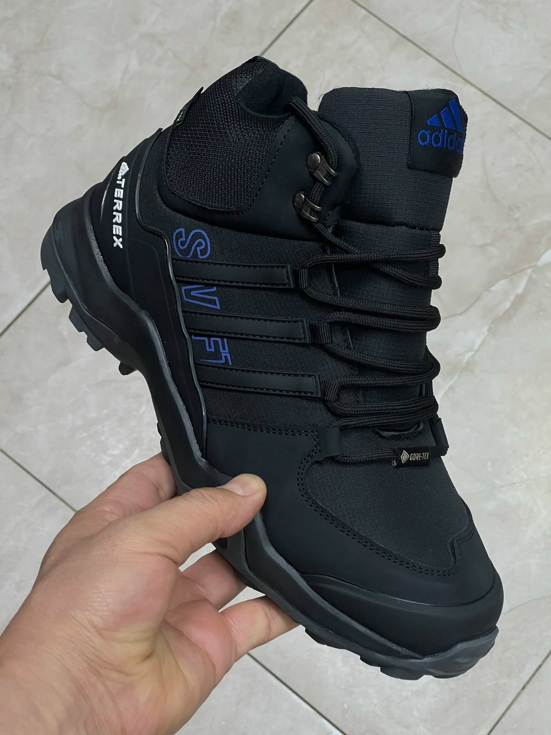 зимние ботинки adidas climaproof высокие,зимние кроссовки adidas terrex,кроссовки зимние adidas,зимние кроссовки adidas terrex цвет черный,зимние кроссовки адидас 700
