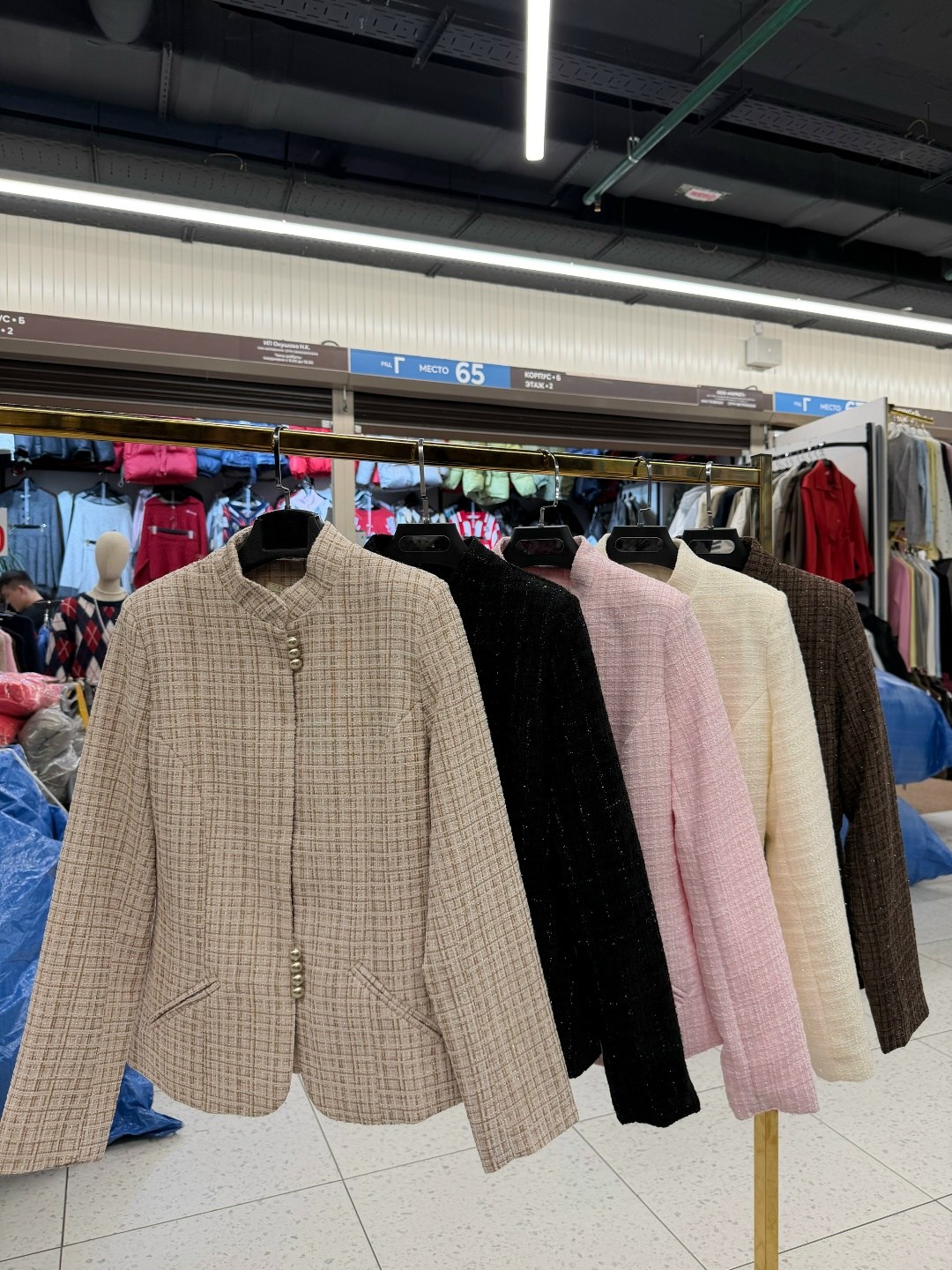 женская твидовая куртка,твидовый жакет chanel,женский твидовый пиджак,твидовая куртка,теплая куртка