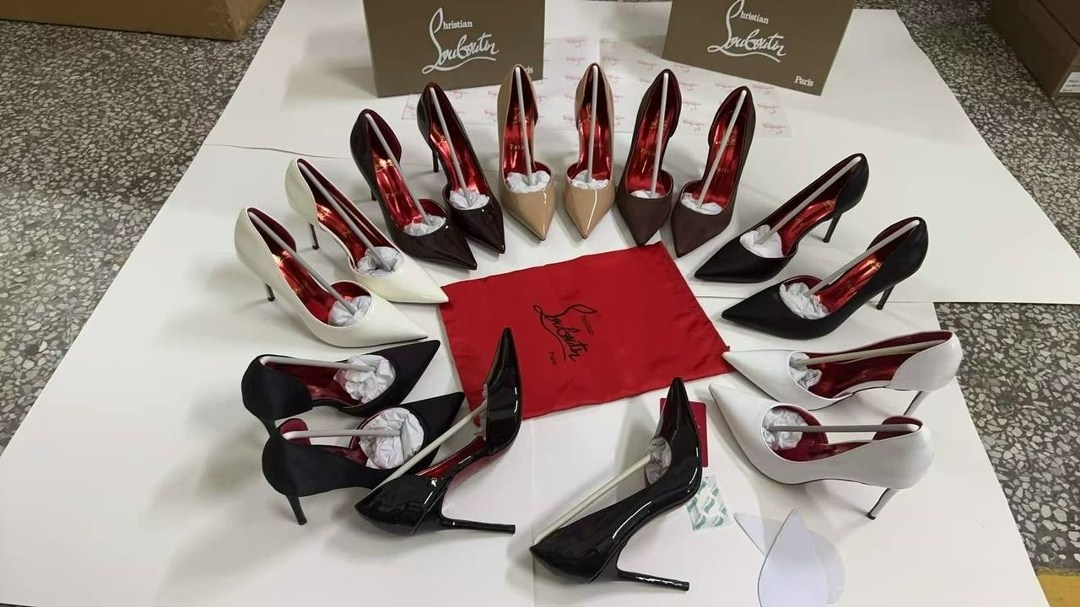 туфли christian louboutin,,туфли christian louboutin christian louboutin,женские туфли,каблуки туфли